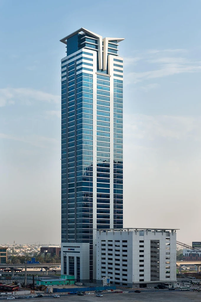 Single Business Tower Business Bay